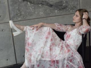 girl webcamsex EarleneConaghan