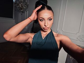 camwhore shaving pussy ElizabethNorris