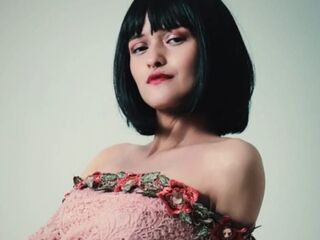 fingering girl EvyThompson