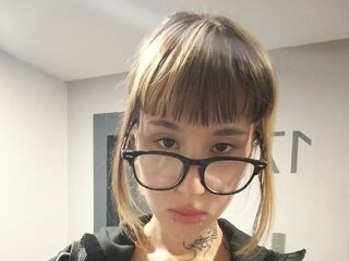 webcam live show HallieAblin