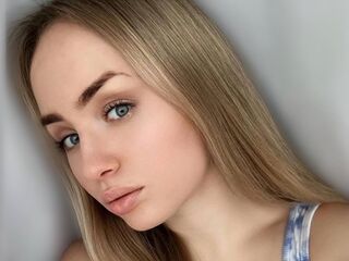 beautiful webcam girl HelenGravez
