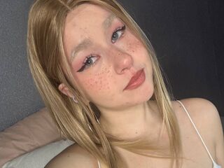 naughty cam girl masturbating HoneyLumi