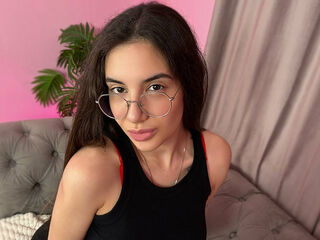 naked webcamgirl IsabellaShiny