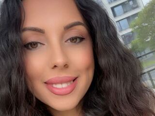 sex webcam chatroom IzyAura