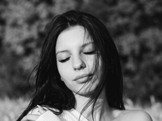 cam girl masturbating with sextoy JanettaVanhove
