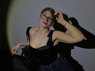 camgirl playing with sex toy JennyBlossom