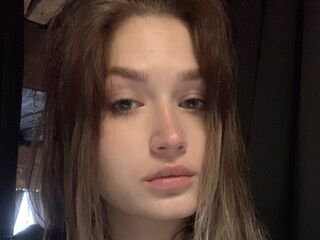 free video chat room JulieannGomaz