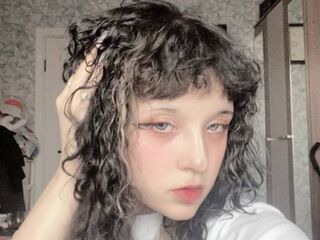 kinky video chat performer KarinaDelmuham