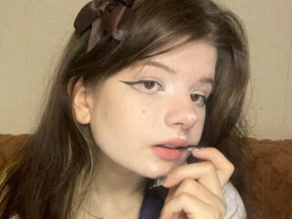 bedroom webcam KarolynBerendzen