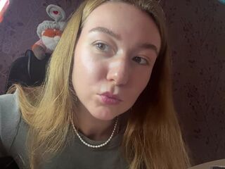 hot cam slut KayeEliasen