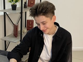 masturbating girl KimberlieFrancke