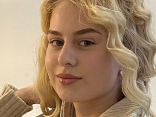 naughty cam picture LaniePlewa