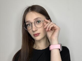 naked girl with webcam masturbating LatriciaSuet