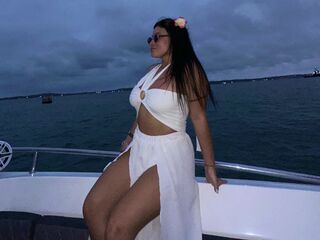 teaser web cam LeilaCole