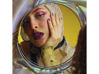 hot strip tease webcam LillithMagnus