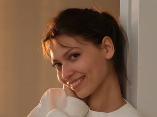 nude cam girl photo LivelyLaurie