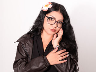 hot webcamslut LunaBlur