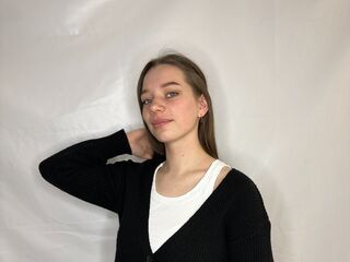 cam whore livesex LynetteDudley