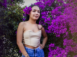 voyeur webcam MailyCambell