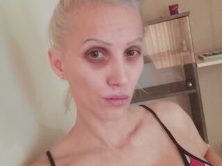 naked girl with webcam Marayaho