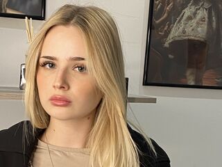 streaming live cam MarnieRhyner