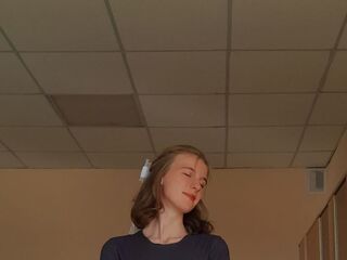 fingering girl chat MaryjanePorter