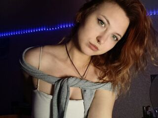 nude webcamgirl pic MaudieTuttle