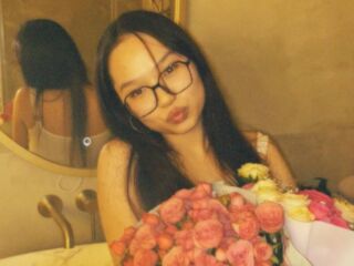 beautiful cam girl MegSnaples