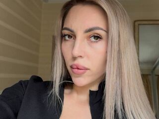 adult cam MelisaDee