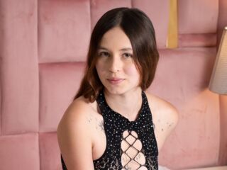 free nude webcam show MellanieCollins