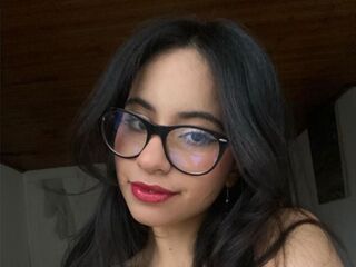 strip tease show MelodyeMarks