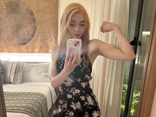 camslut showing pussy MielVerane