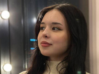 camwhore live MikiPellon