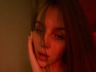 camgirl playing with sextoy MillieBurnworth