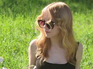 fingering cam girl MirianTippett