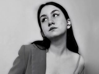 camgirl shaving pussy PollyBloomm