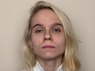 camwhore picture PoulaShade