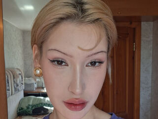 mastubating web cam girl RavenBahamonde