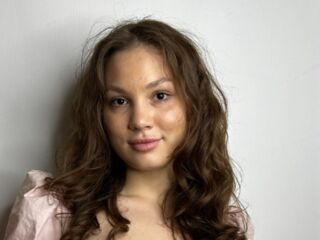 camwhore live RegenaCrichlow