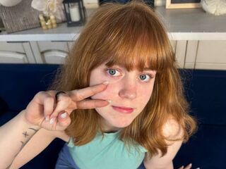 cam girl masturbating with dildo ReneKiki