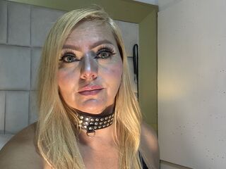 beautiful camgirl RoxaneGrace