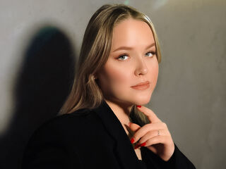 sexcam live SallySavage