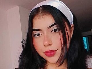 hot chat room SalomeKio