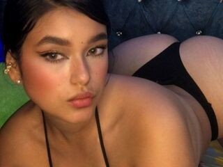 hot chatroom ScarletSimonz
