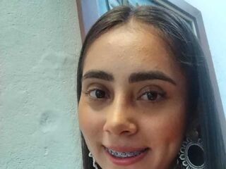 camslut spreading pussy ScarlettMiller