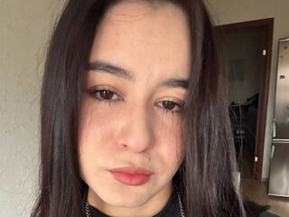 hot cam girl masturbating with vibrator ShelaSalquero