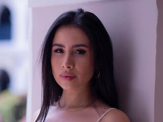 hot naked camgirl ShopiaRose