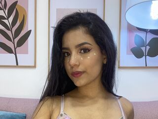 naked cam girl masturbating SofiaTory