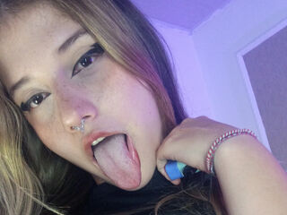 chat room live sex cam SofiiaVance
