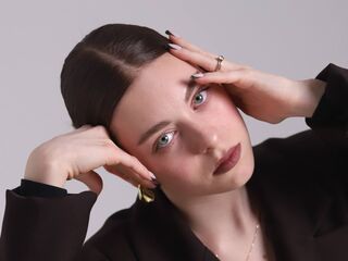 livesex cam girl SophiaCurlam